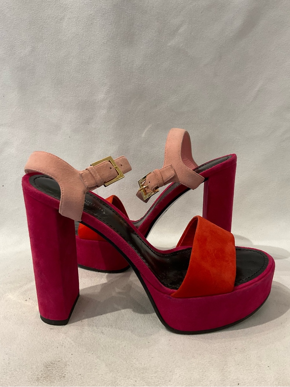 Louis Vuitton Pumps